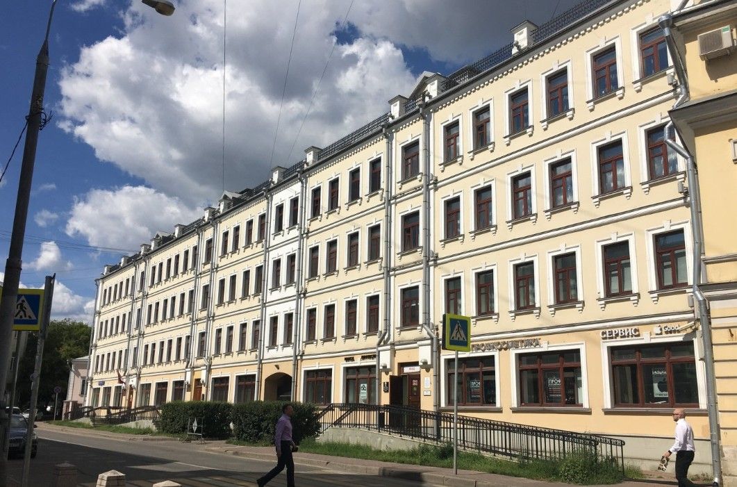 фасад дома, здание по адресу г Москва, Большой Овчинниковский пер, д 20